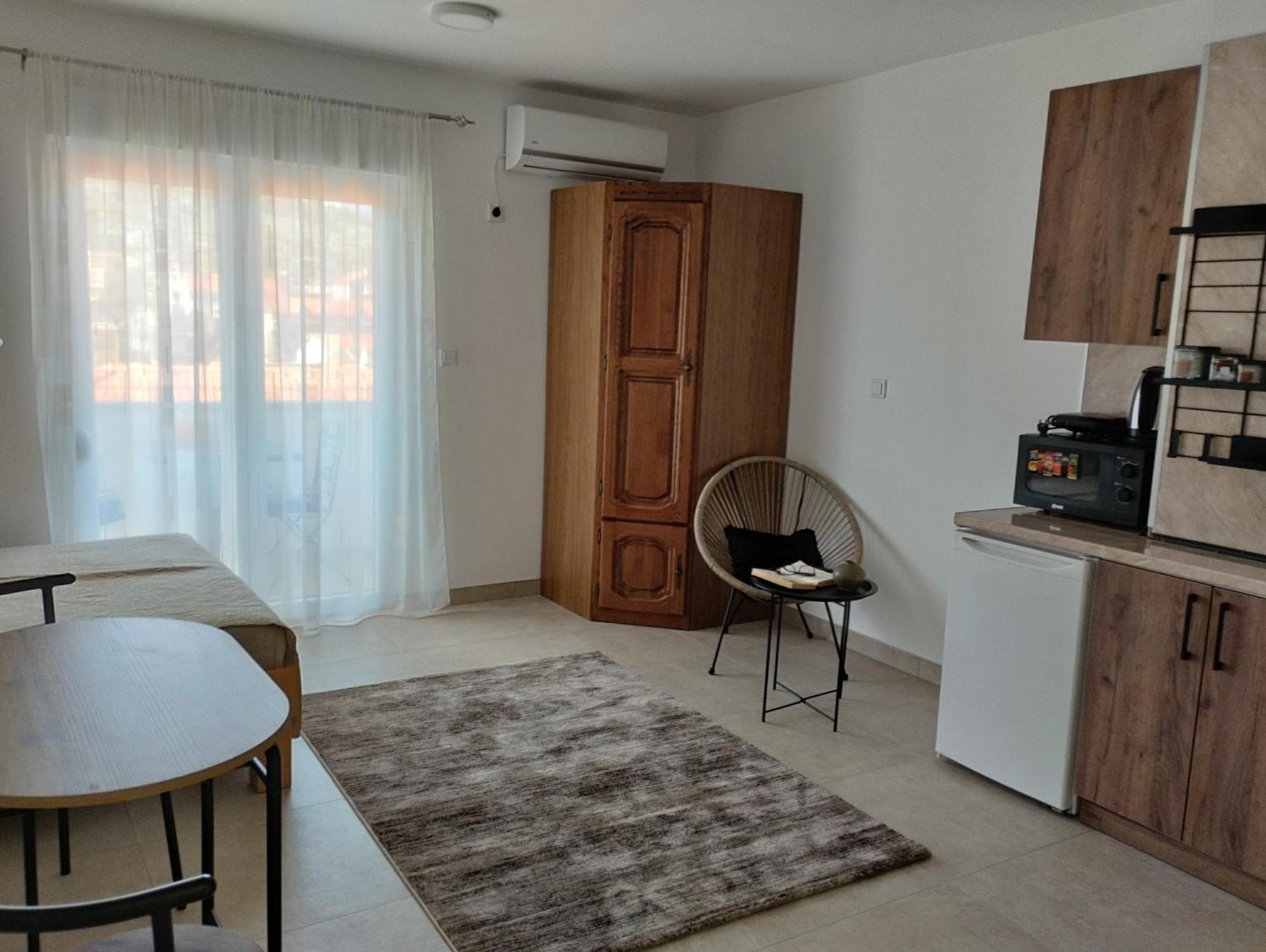 Appartamento Iris Ivanica Esterno foto